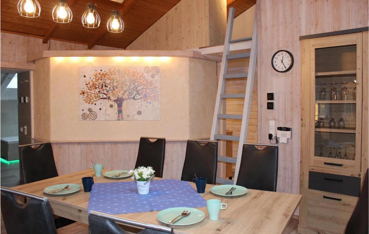 Pet Friendly Home In Haren With Sauna ダンケルン エクステリア 写真